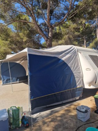 Toldo caravana