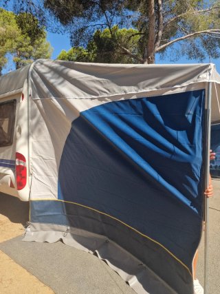 Toldo caravana