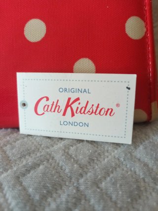 Cartera Cath Kidston roja lunares