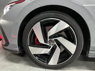 Volkswagen Golf VIII GTi 2.0TSi 245cv DSG