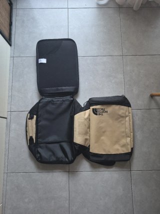 Mochila the north face color crema 50L