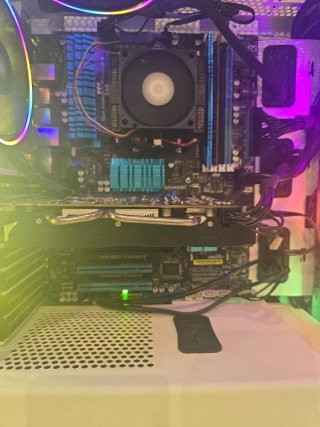 Torre Gamer Blanca RGB corsair se cambia x tv