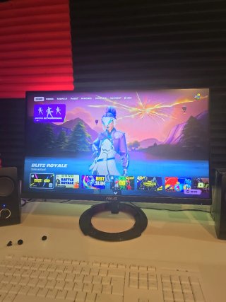 Torre Gamer Blanca RGB corsair se cambia x tv