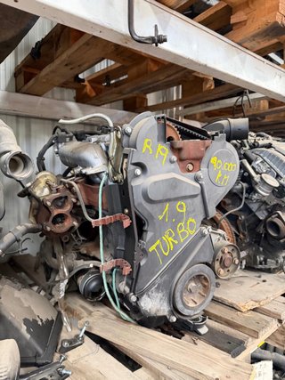 Motor Renault 1.9 dCi Turbo