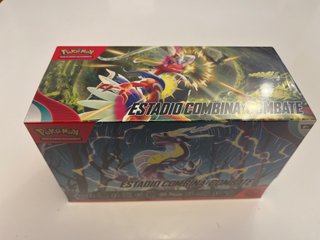 Pokémon Estadio Combina y Combate Escarlata Púrpur