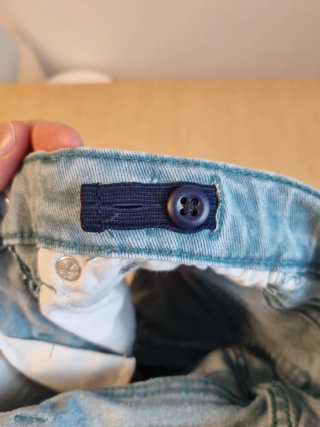 Vaqueros cortos Levis para niño