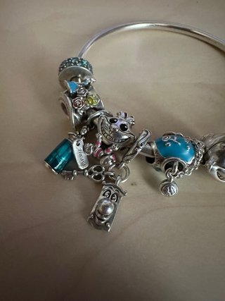 Pulsera Pandora con charms