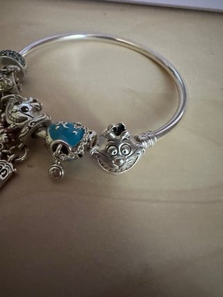 Pulsera Pandora con charms