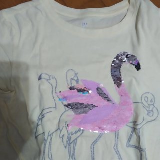 Dos camisetas GAP