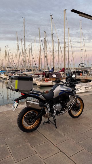 Voge 900 DSX
