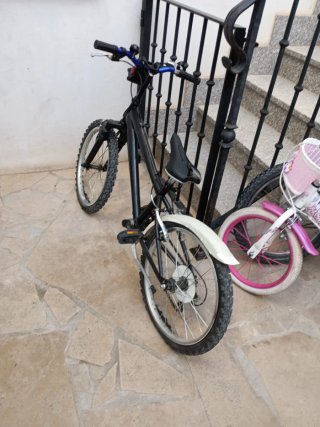 Bicicleta BTC 6 velocidades con cesta llantas de