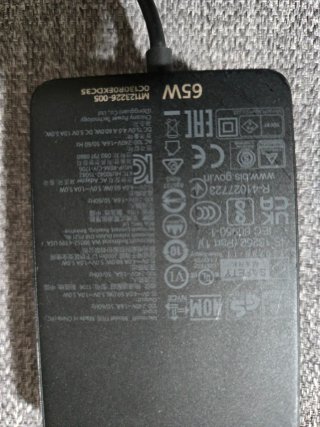 Fuente de alimentación de 65W