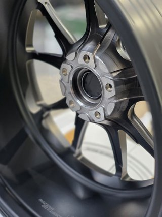 Set 4 Llantas Racing Division Trofeo 18"