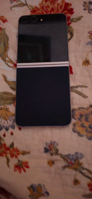 Samsung Z Flip5 Edición Coleccionista PARA REPARAR