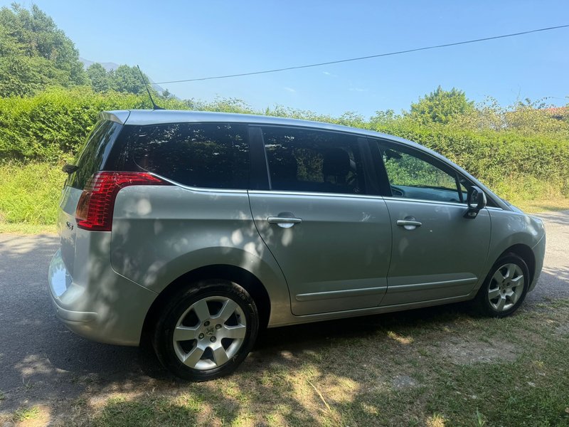 Peugeot 5008 1.6 HDI Premium CMP 2010