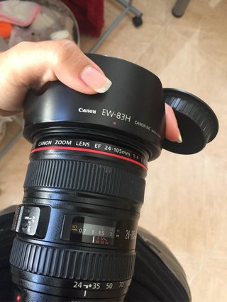 Canon 5D Mark IV + objetivo 24-105 mm y 50 mm