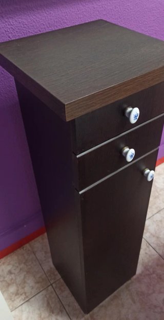 Mueble auxiliar de madera