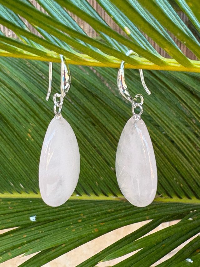 Pendientes de cuarzo rosa y aguja de plata