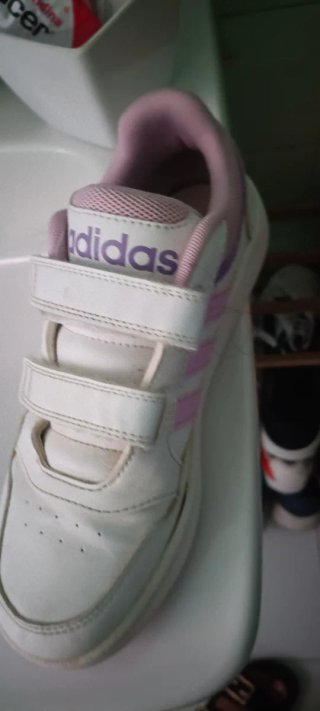 Tenis Adidas Blancos y Rosas