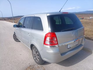 Opel Zafira 2010