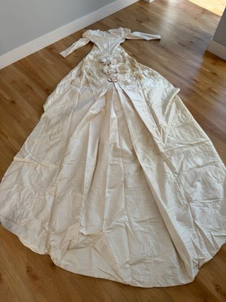 Vestido de Novia Clásico Bordado a Mano