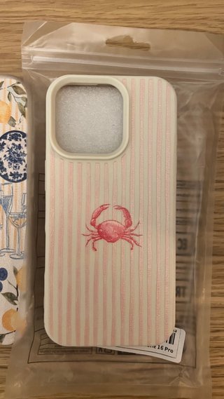 3 fundas Iphone 16pro