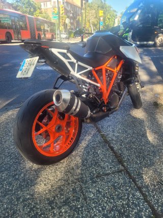 KTM 1290 Super Duke R Naked