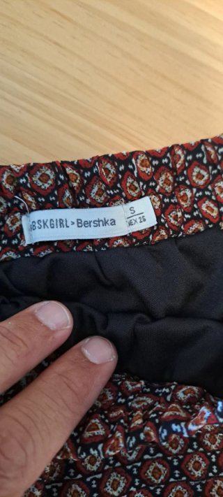 Falda Bershka Talla S Estampada