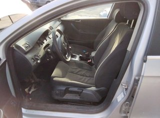 1890377 038103373r culata volkswagen passat