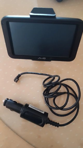 GPS Mio con cargador de coche