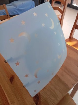 Lampara de techo para habitación de bebé-niño.