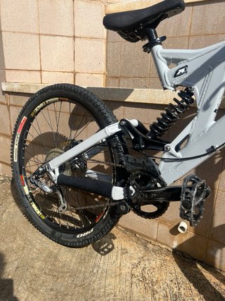 Bicicleta de Downhill Specialized BigHit Talla S