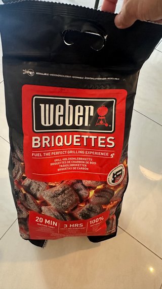 Lote Weber: Barbacoa portátil + Accesorios ¡Nuevo!