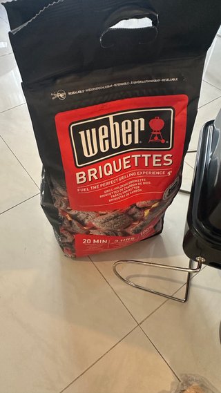 Lote Weber: Barbacoa portátil + Accesorios ¡Nuevo!