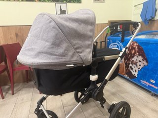 Carrito de bebe mas cuco