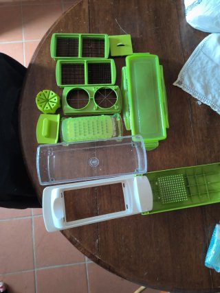 Affetta verdure e frutta