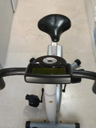 Bicicleta estática, funciona perfecta.
