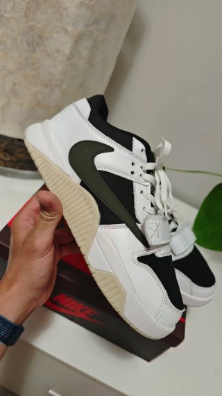 Nike Jumpman Travis Scott