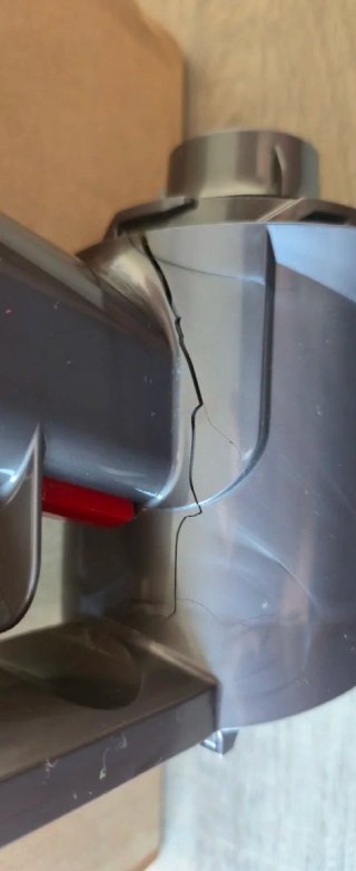Aspirapolvere Dyson V8 Motore e Corpo