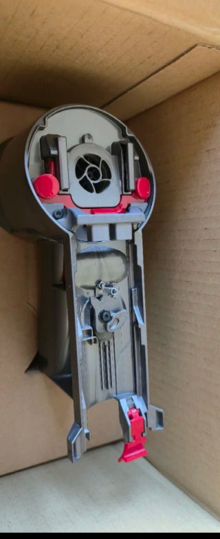 Aspirapolvere Dyson V8 Motore e Corpo