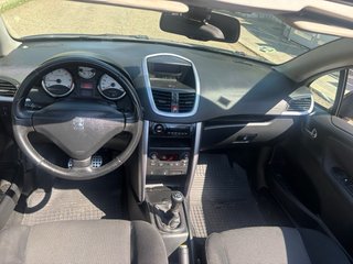 Peugeot 207 cc 2007 1.6 HDI 113.000km