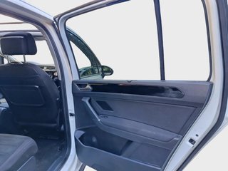 CUOTA 380€ - Volkswagen Touran 2018 7 PLAZAS