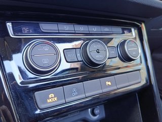 CUOTA 380€ - Volkswagen Touran 2018 7 PLAZAS