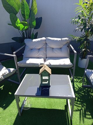 ¡CHOLLO TERRAZA! Conjunto (Sofá + Mesa + 2 Sillas)