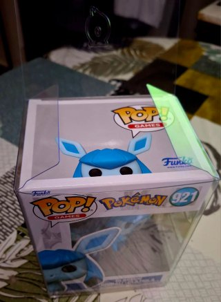 Figura Funko Pop! Games: Pokémon - Glaceon 921