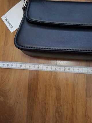 bolso pull & bear negro