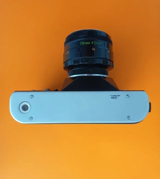 Cámara analógica Zenit ET con objetivo Helios 44-2