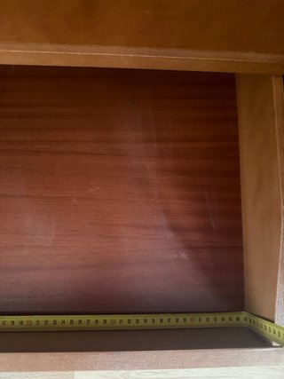 Armario de madera clásico