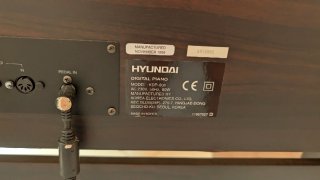 Precio negociable. Piano Digital Hyundai KDP-800