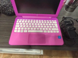 Portátil HP Rosa PRECIO NO NEGOCIABLE